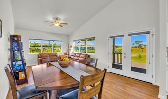 691 Auwaha St A, Haiku, HI 96708