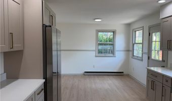 2548 28th St SW, Allentown, PA 18103