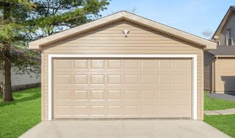 329 W 19th St, Auburn, IN 46706