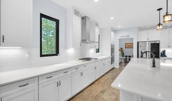 1194 Ninety-Nine Island Rd, Blacksburg, SC 29702