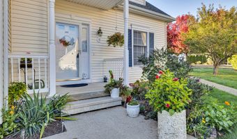 16 Weathervane Rd 16, Bristol, CT 06010