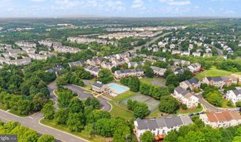 21610 MONMOUTH Ter, Ashburn, VA 20147