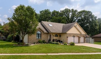 914 Lakeview Dr, Auburn, IN 46706