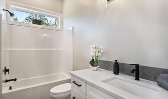 65299 85th St, Bend, OR 97703