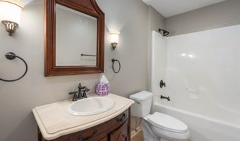 145 Asbury Dr, Anderson, IN 46013
