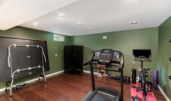 5660 Miss Royal Pass Dr, Miami, OH 45140