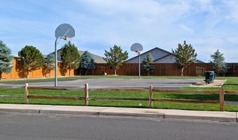 180 Walnut Dr, Fernley, NV 89408