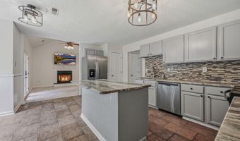 18 ARDSLEY Cir, Dover, DE 19904