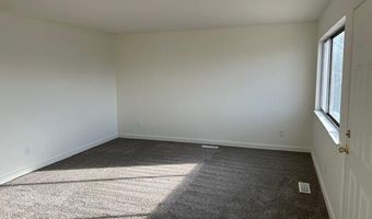 943 E Front St, Fallon, NV 89406