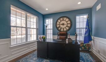 705 N Kaspar Ave, Arlington Heights, IL 60004