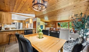 21624 Sean St, Chugiak, AK 99567