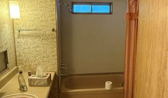 40 Pine Via, Anaheim, CA 92801