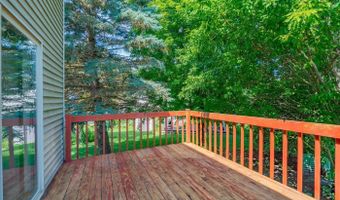 5158 Ridge Oak Dr, Madison, WI 53704