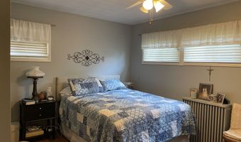 10 Lindgren Ter, Ansonia, CT 06401