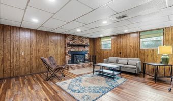 1305 Ridgeway Cir, Athens, TN 37303