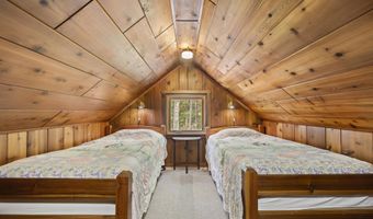 5002 Herring Grove Rd, Arcadia, MI 49613