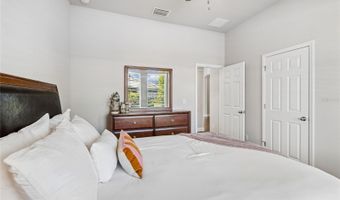 7223 HOURGLASS Dr, Apollo Beach, FL 33572