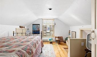 23 Willow St, Newport, RI 02840