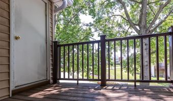 1316 Holgate G6, Ballwin, MO 63021