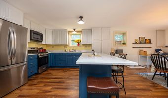 96 Smith Rd, Barnet, VT 05821