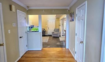 1611 Hollister Dr, Alcoa, TN 37701