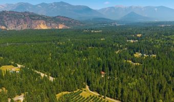 6328 River Rd, Clark Fork, ID 83811