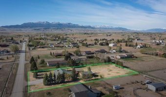 29 Mountain Dr, Cody, WY 82414