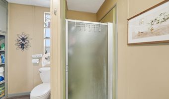 17300 Lassen Ave, Anderson, CA 96007