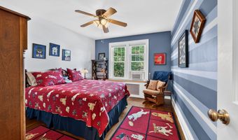 2051 W LIVINGSTON St, Allentown, PA 18104