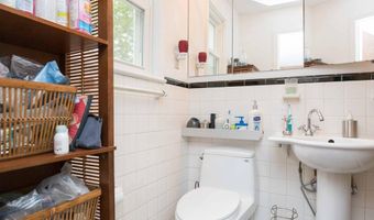 6789 LITTLE FALLS Rd, Arlington, VA 22213