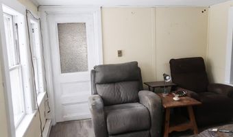 7 Frog Holler Ln, Augusta, ME 04330