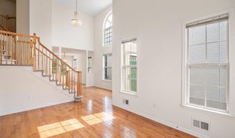 2 BOICE Ln, Belle Mead, NJ 08502