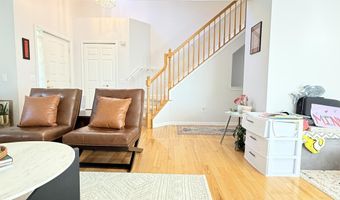 4953 S Ridgeside Cir, Ann Arbor, MI 48105