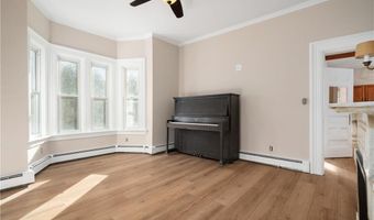 1450 Tarkiln Rd, Burrillville, RI 02830