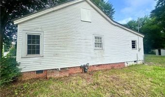 621 3rd Ave SE, Aliceville, AL 35442