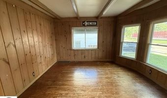 707 W Center St, Alma, MI 48801