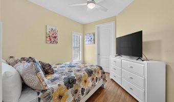6407 MAYRA SHORES Ln, Apollo Beach, FL 33572