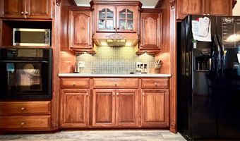 223 Steeple Pointe Ln, Bedford, IN 47421