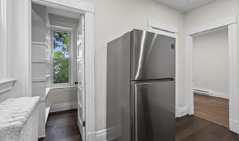 31 Bertha St, Albany, NY 12209