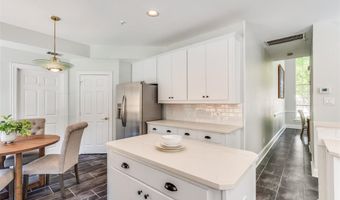 3744 Park Pl, Addison, TX 75001