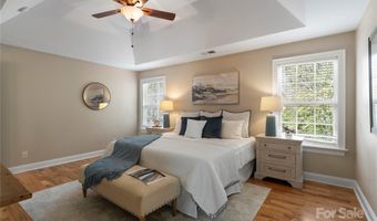 2105 Lanier Ave, Charlotte, NC 28205