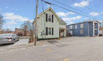 42 Newbury St, Auburn, ME 04210