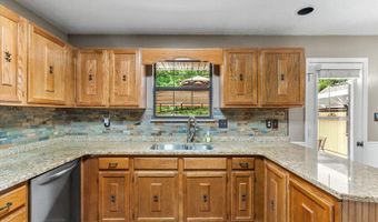 122 Nash Dr, Athens, TN 37303