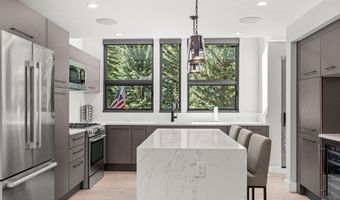 665 Deer Blvd J, Avon, CO 81620