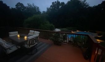 83 Rolling Hill Dr, Exeter, RI 02822