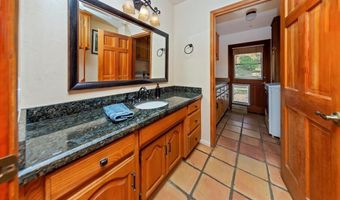 9060 Yucca Hills Rd, Agua Dulce, CA 91390
