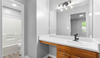 7220 Crestside Dr, Austell, GA 30168