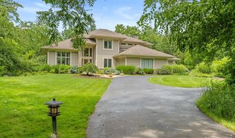 9171 Conservancy Dr NE, Ada, MI 49301