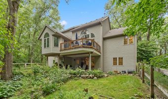 1955 Augusta Valley Ln SE, Ada, MI 49301