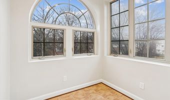 305 WHITTIER St NW 301, Washington, DC 20012